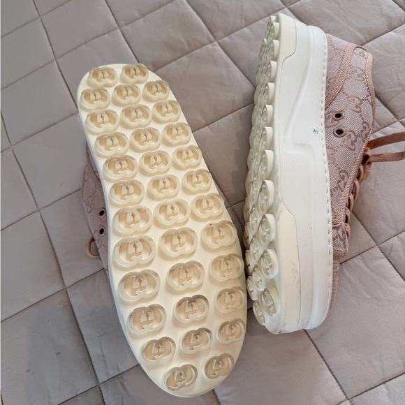 Gucci Blush Canvas Lace-Up Sneakers - Picture 2 of 2